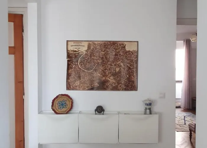 Elegant Near Rosetti Square Apartament Bucureşti