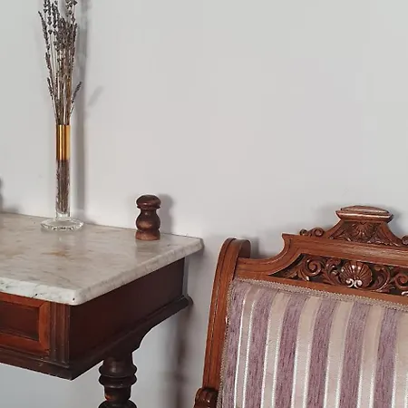 Apartment Elegant Near Rosetti Square